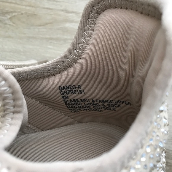 Steve Madden Running Shoes - Picture 4 of 4